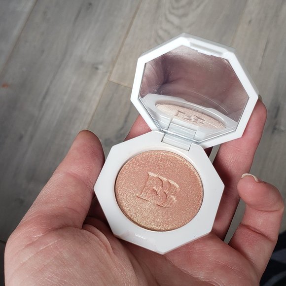 Fenty MINI highlighter KILAWATT - HU$TLA BABY - NEW - Picture 4 of 7